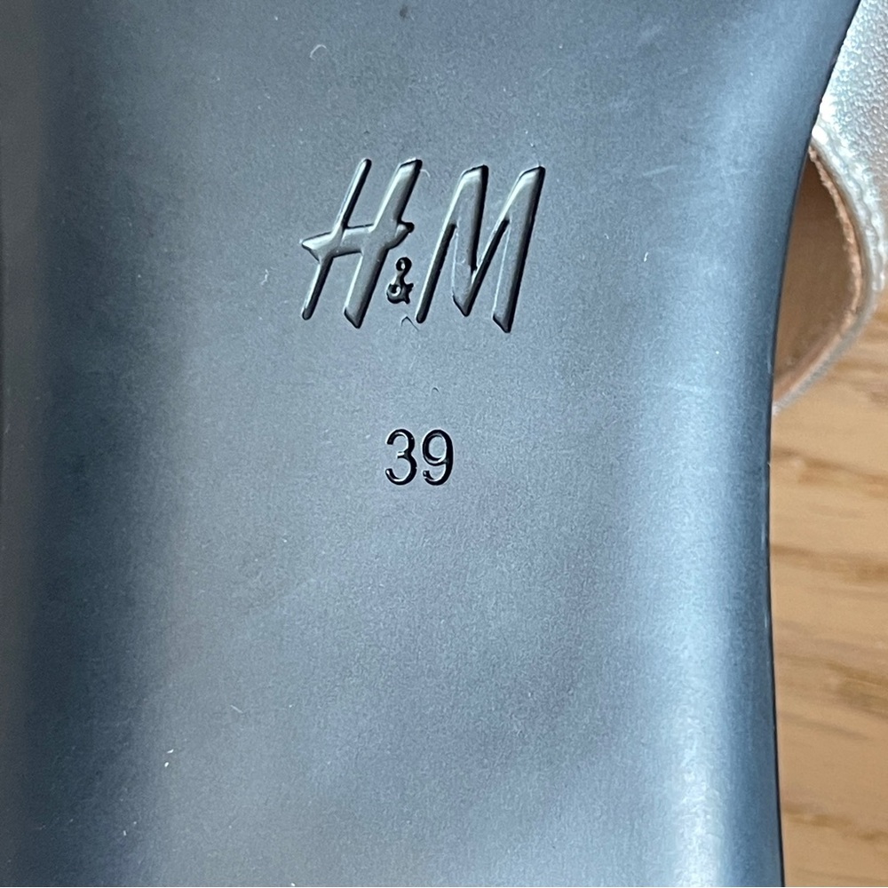 H&M Silver leather slingback ballet Flats with Bow Detail size 8 metallic office - Picture 9 of 13